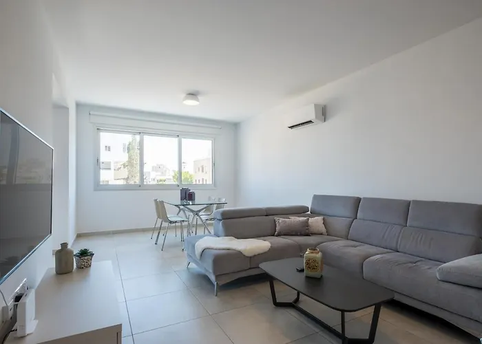 Solaar Faneromeni Larnaca