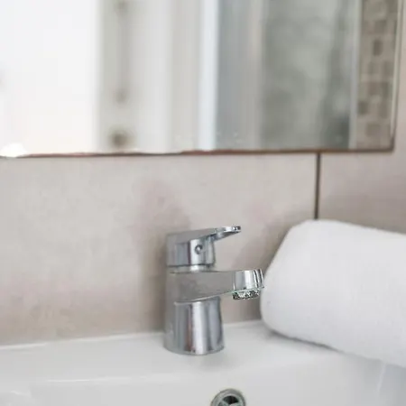 Solaar Faneromeni Larnaca