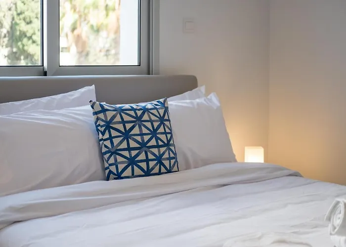 Solaar Faneromeni * Λάρνακα