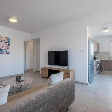 Apartment Solaar Faneromeni Larnaca