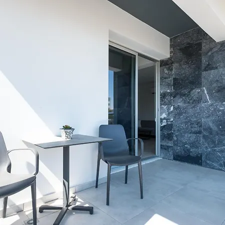 Apartment Solaar Faneromeni Larnaca